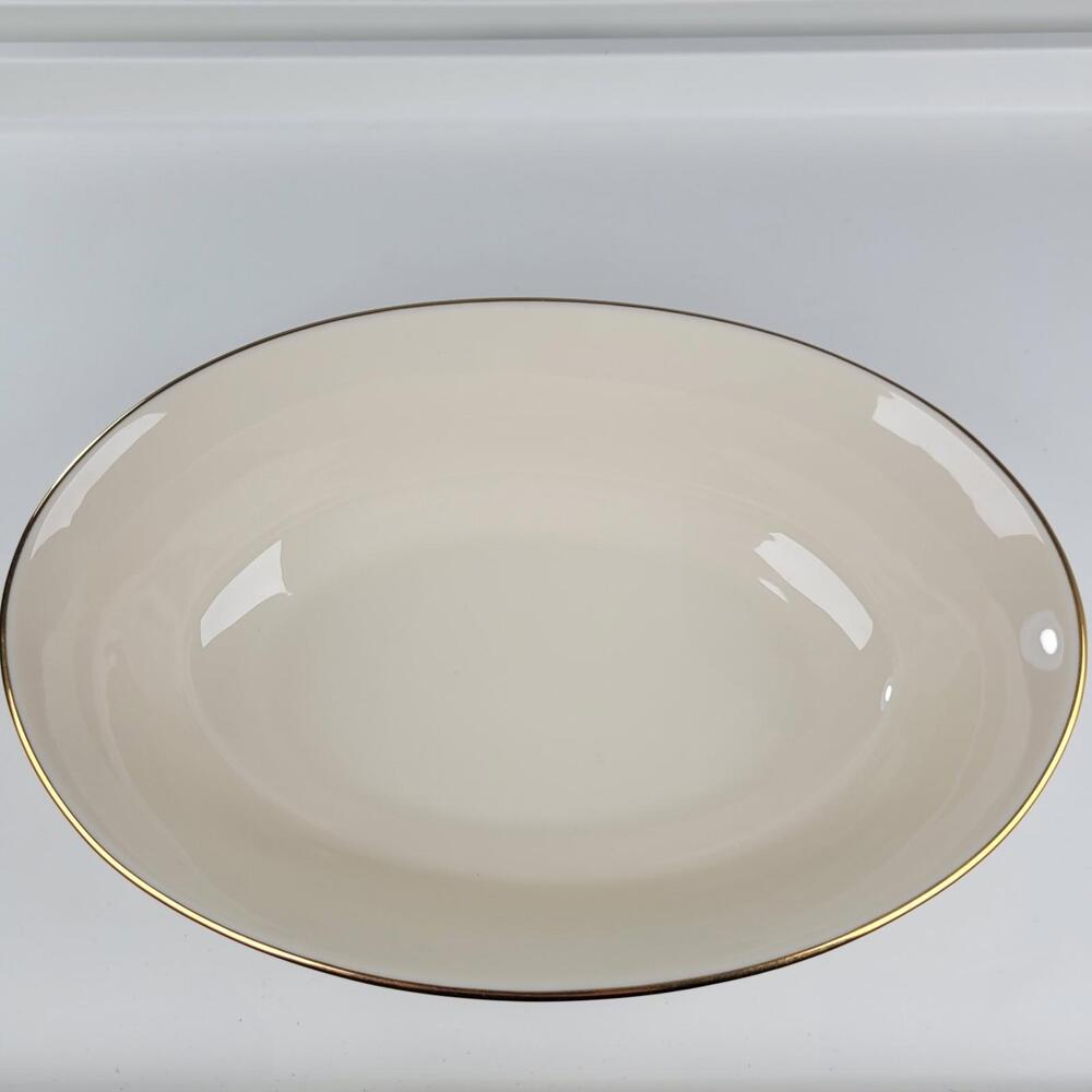 LENOX HAYWORTH COSMOPOLITAN 9.5” OVAL VEGETABLE SERVING BOWL IVORY GOLD TRIM